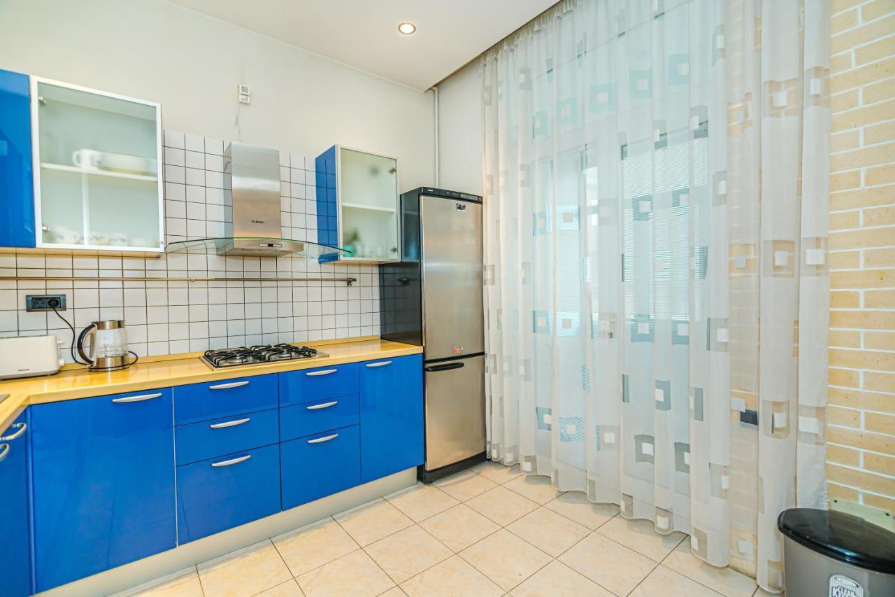 Vip Apartamen Nizami Street Apartment Baku Ngoại thất bức ảnh